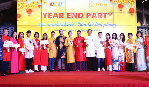 2021 YEAR - END PARTY WITH FULL OF HAPPINESS