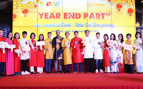 2021 YEAR - END PARTY WITH FULL OF HAPPINESS